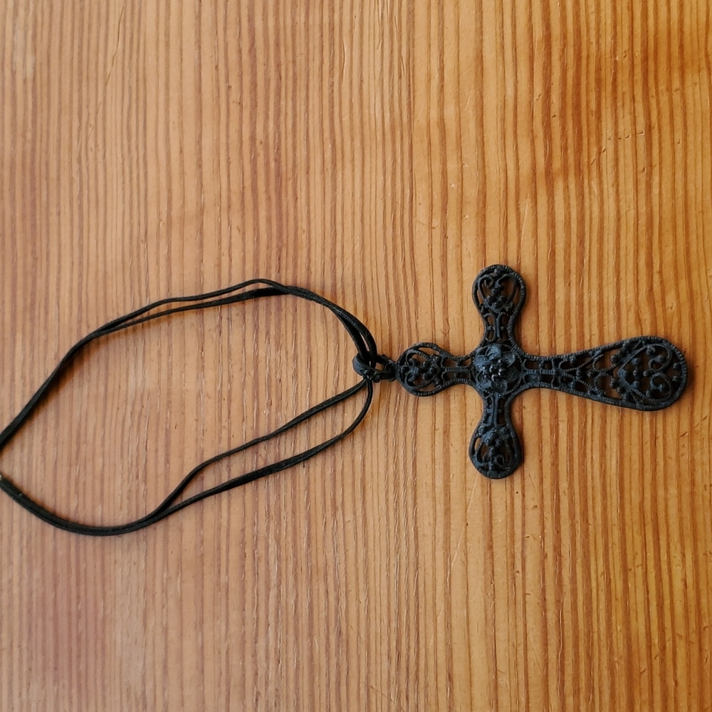 Large Lace Black Cross